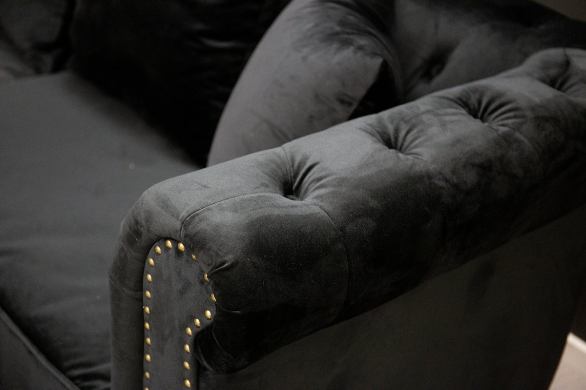 Samettinen 3-istuttava sohva musta