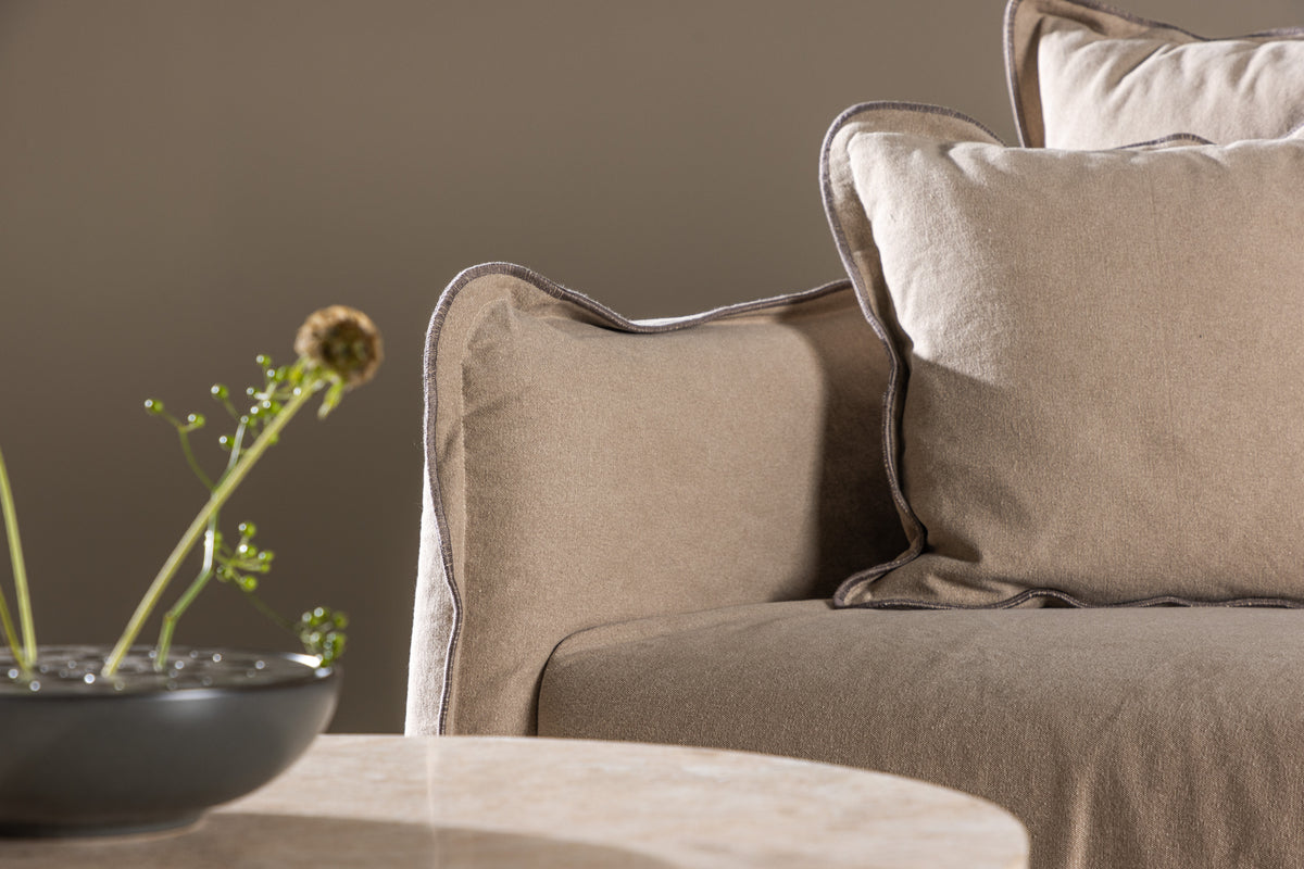 Oskarshamn 3-istuttava sohva ruskea