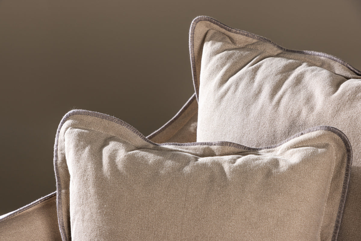 Oskarshamn 3-istuttava sohva ruskea