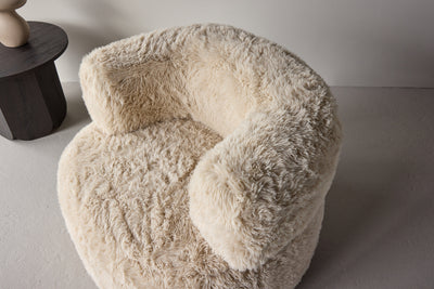 Gert-nojatuoli, luonnonvalkoinen